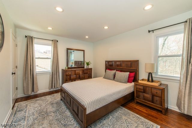 142 Crescent Rd, Florham Park Boro, NJ 07932