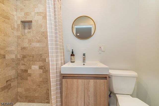 142 Crescent Rd, Florham Park Boro, NJ 07932