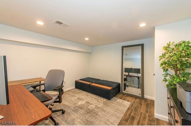 142 Crescent Rd, Florham Park Boro, NJ 07932