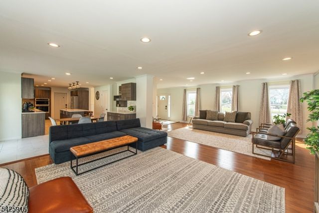 142 Crescent Rd, Florham Park Boro, NJ 07932