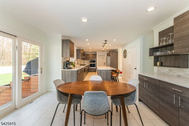 142 Crescent Rd, Florham Park Boro, NJ 07932