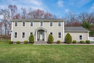 142 Crescent Rd, Florham Park Boro, NJ 07932