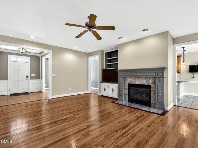 139 Lake Point Drive, Clayton, NC 27527