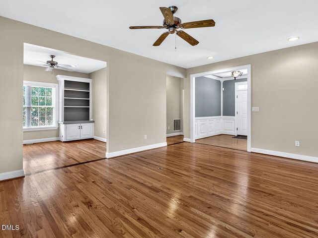139 Lake Point Drive, Clayton, NC 27527