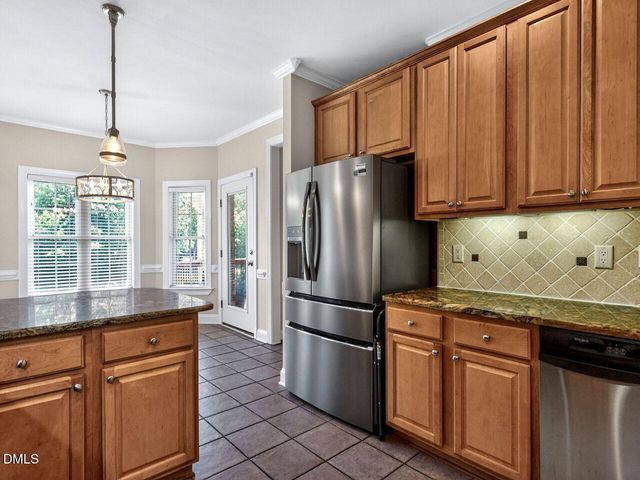139 Lake Point Drive, Clayton, NC 27527