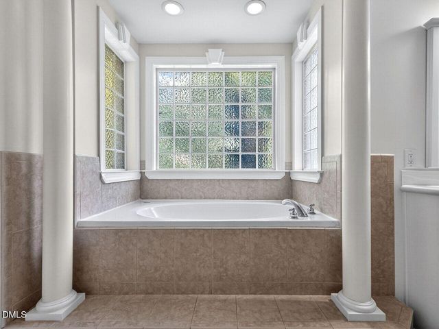 139 Lake Point Drive, Clayton, NC 27527