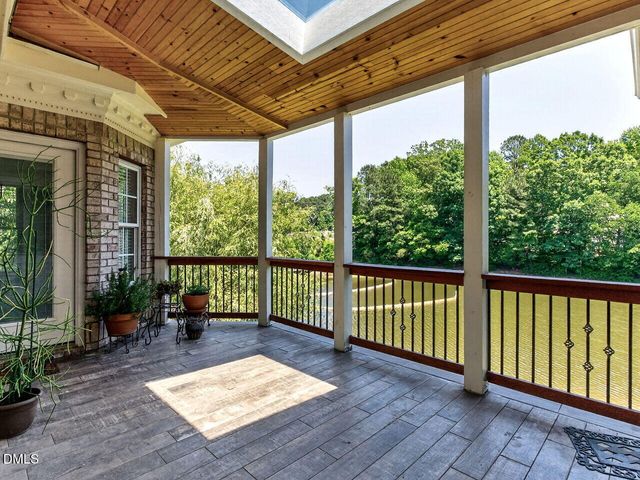 139 Lake Point Drive, Clayton, NC 27527