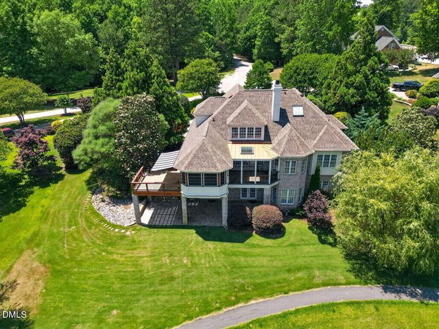 139 Lake Point Drive, Clayton, NC 27527