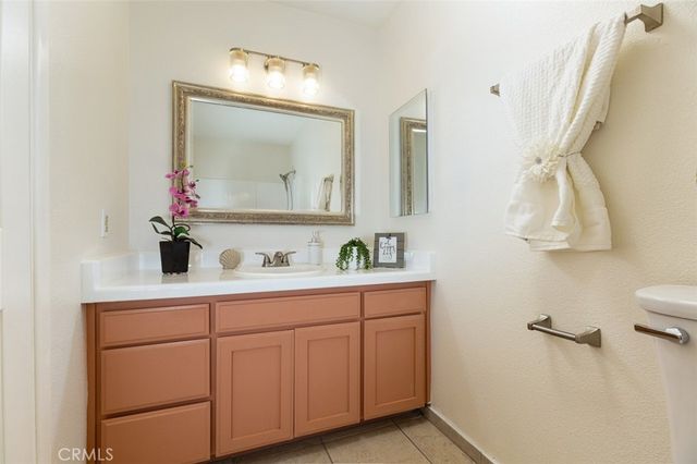 13757 Eisenhower, Poway, CA 92064