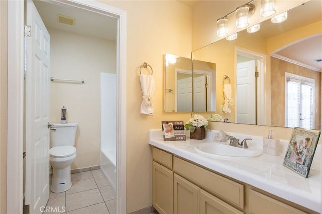 13757 Eisenhower, Poway, CA 92064