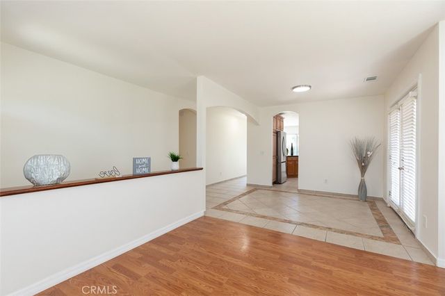 13757 Eisenhower, Poway, CA 92064