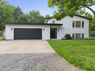 200 Ivy Street, Chesterton, IN 46304