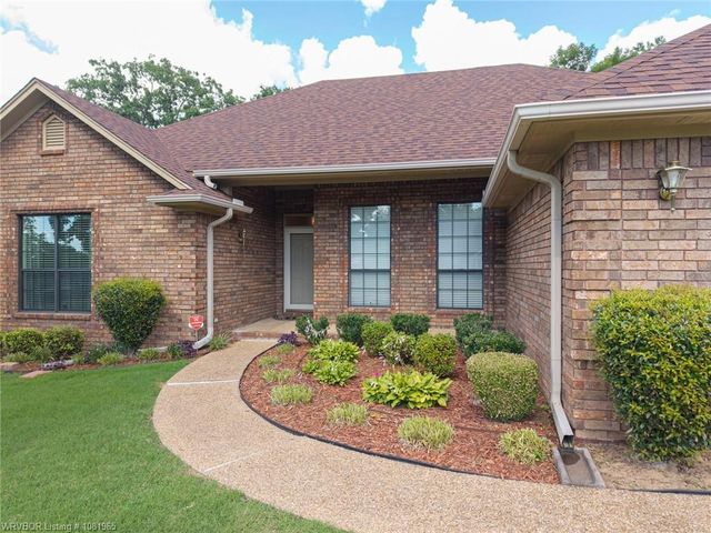 1618 Valley View Street, Van Buren, AR 72956