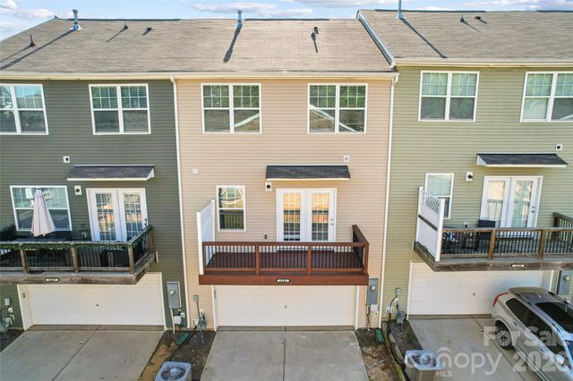 6443 Prosperity Church Road, Charlotte, NC 28269