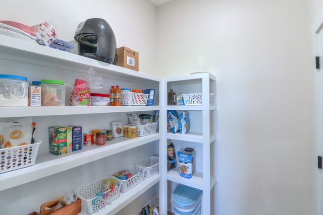 13 Lake Life Ct, Winchester, TN 37398