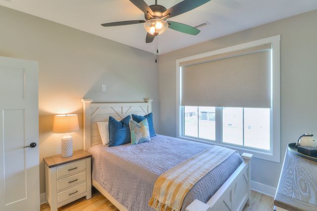 13 Lake Life Ct, Winchester, TN 37398