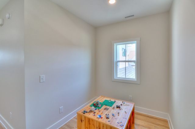 13 Lake Life Ct, Winchester, TN 37398