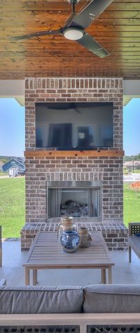 13 Lake Life Ct, Winchester, TN 37398