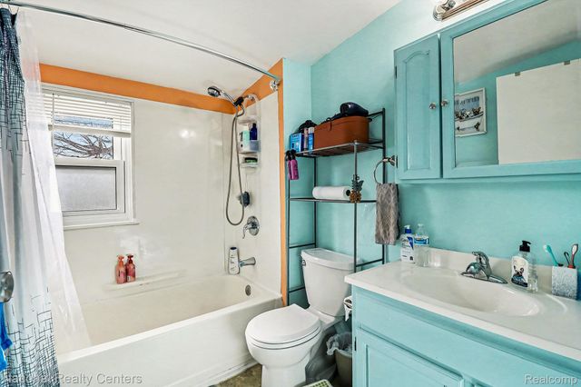 21732 Rosedale Street, St. Clair Shores, MI 48080