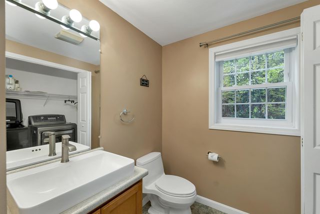 441 Ponemah Hill Road, Milford, NH 03055