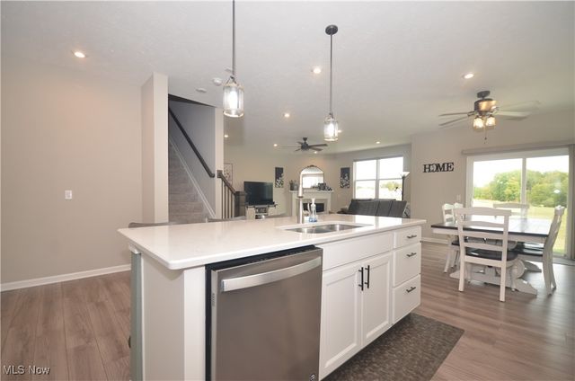 185 Reserve Drive, Tallmadge, OH 44278