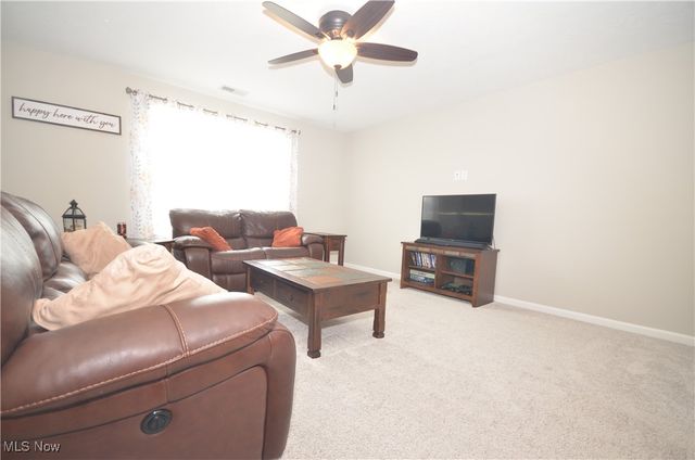 185 Reserve Drive, Tallmadge, OH 44278