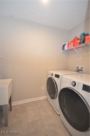 185 Reserve Drive, Tallmadge, OH 44278