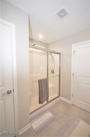 185 Reserve Drive, Tallmadge, OH 44278