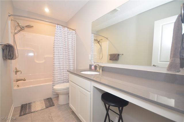 185 Reserve Drive, Tallmadge, OH 44278