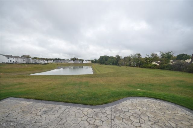 185 Reserve Drive, Tallmadge, OH 44278