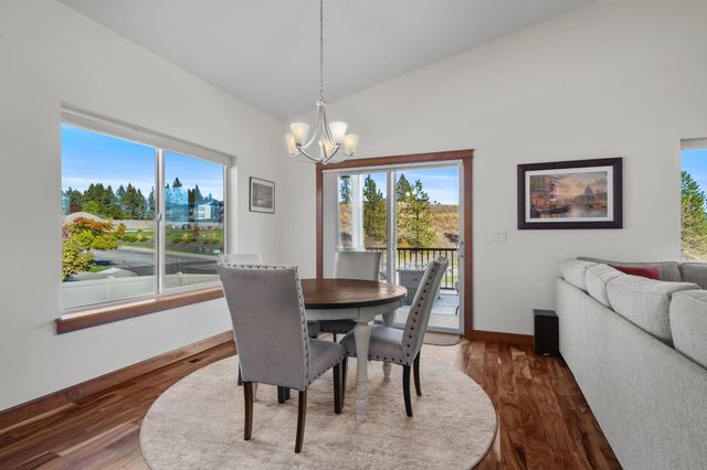 1520 N McKenzie River St, Spokane, WA 99224