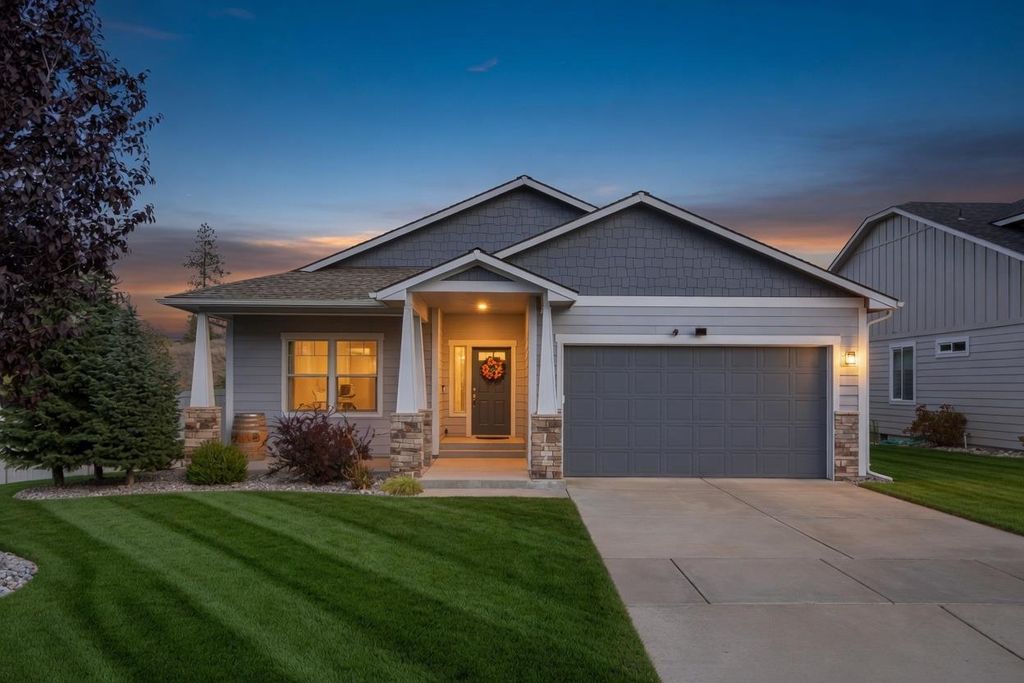 1520 N McKenzie River St, Spokane, WA 99224