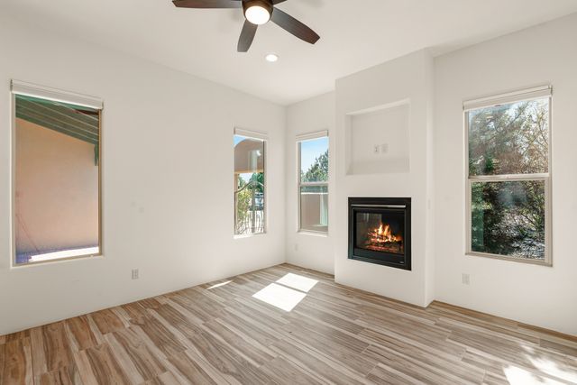 51 Bosquecillo, Santa Fe, NM 87508