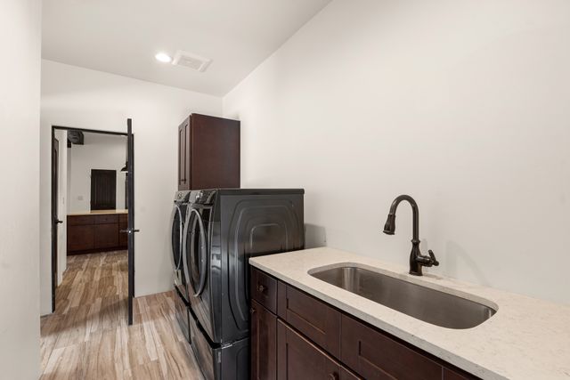 51 Bosquecillo, Santa Fe, NM 87508