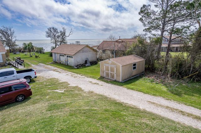 11910 Cedar Gully Road, Beach City, TX 77523