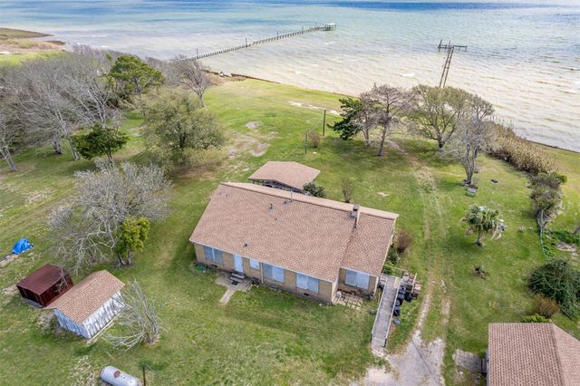 11910 Cedar Gully Road, Beach City, TX 77523