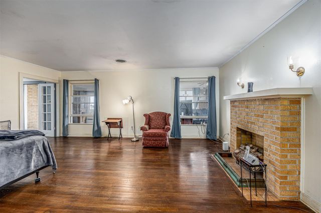 11910 Cedar Gully Road, Beach City, TX 77523