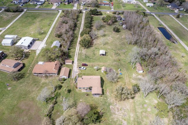 11910 Cedar Gully Road, Beach City, TX 77523