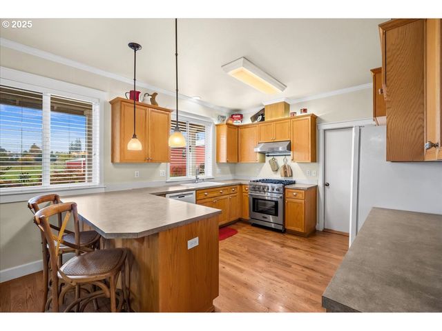 23895 Ne DILLON Rd, Newberg, OR 97132