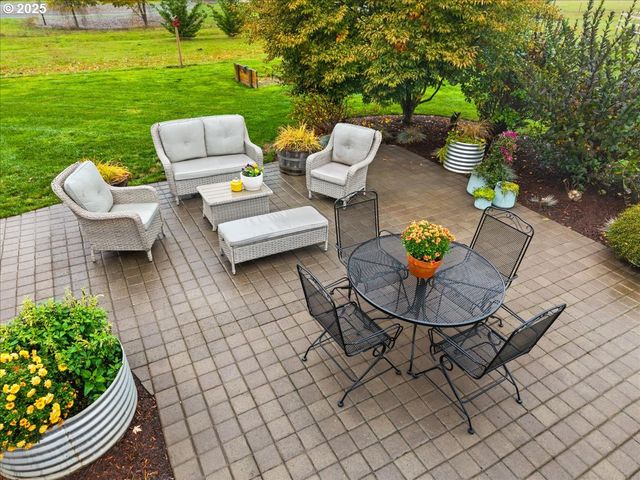 23895 Ne DILLON Rd, Newberg, OR 97132