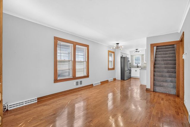 3943 Thomas Avenue N, Minneapolis, MN 55412
