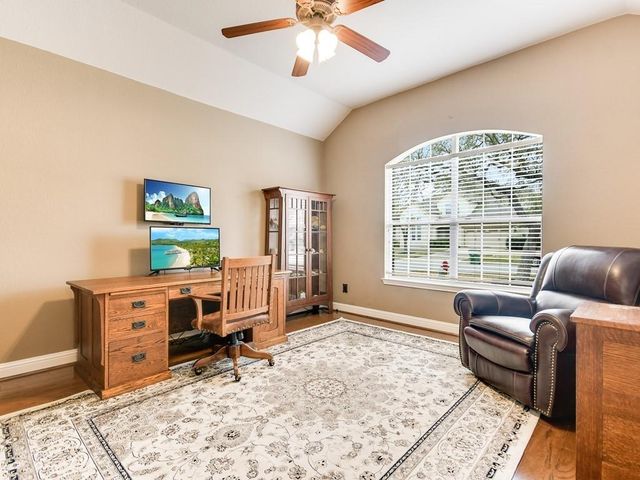310 Glen Hollow ST, Cedar Park, TX 78613