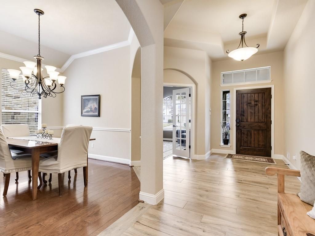 310 Glen Hollow ST, Cedar Park, TX 78613