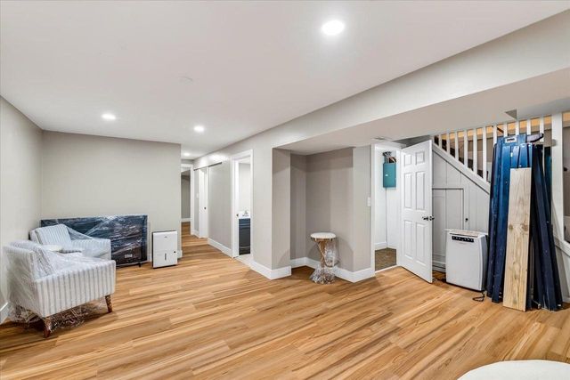 1909 Tennyson Lane, Madison, WI 53704