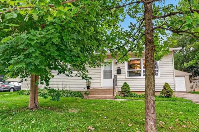 1909 Tennyson Lane, Madison, WI 53704