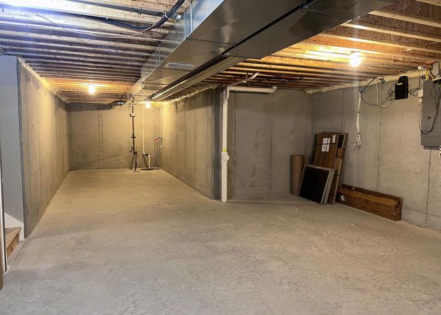 159 N BEDFORD ROAD, Green Bay, WI 54311