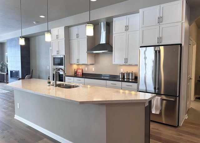 159 N BEDFORD ROAD, Green Bay, WI 54311