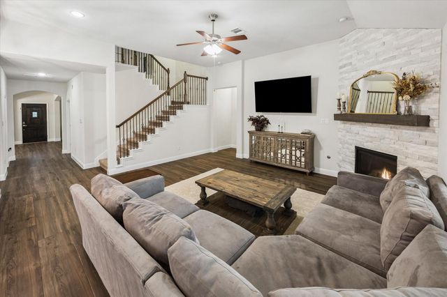 20338 Sienna Bluff Drive, Cypress, TX 77433