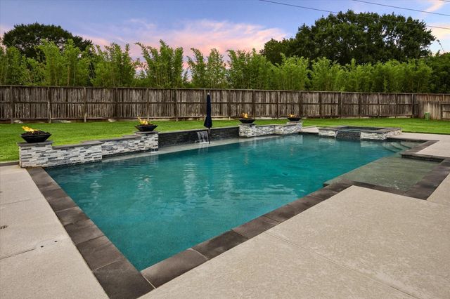 20338 Sienna Bluff Drive, Cypress, TX 77433