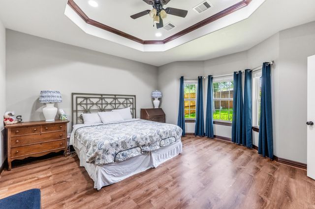 1856 Rollingwood Drive, Huntsville, TX 77340